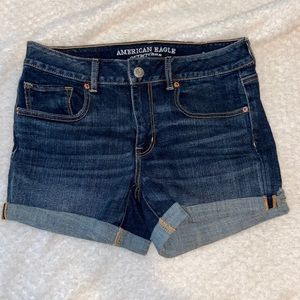 NWOT American Eagle Midi Shorts